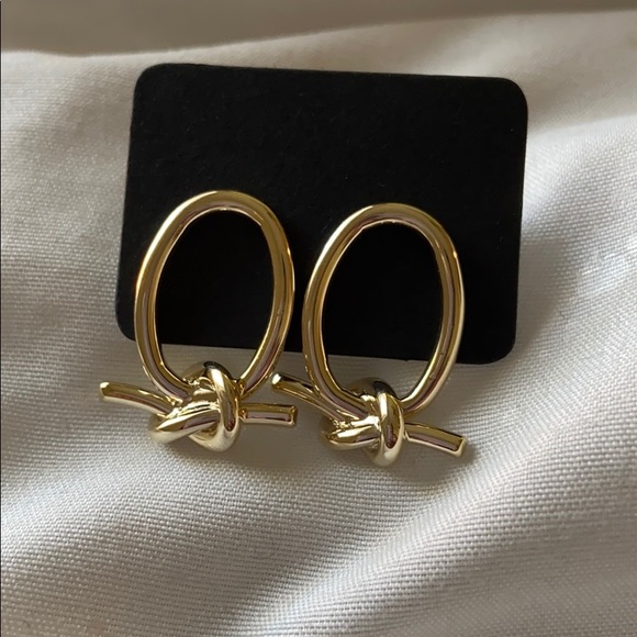 Gold Earrings - Picture 3 of 3